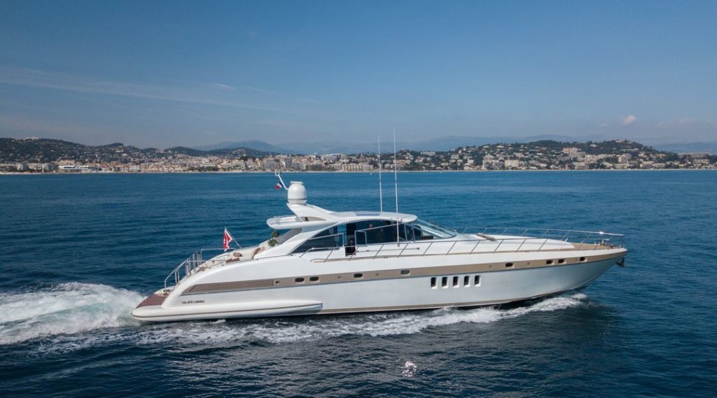 yacht de luxe saint tropez